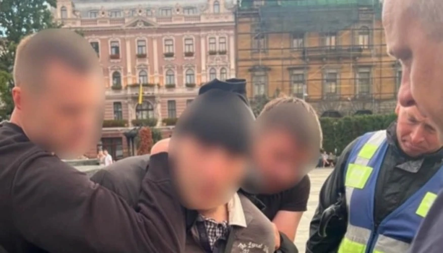 Затриманий чоловік у Львові (фото Поліції Львівщини)