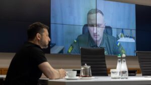 Що відомо про зідзвон Зеленського з командирами корпусів 17–18 липня