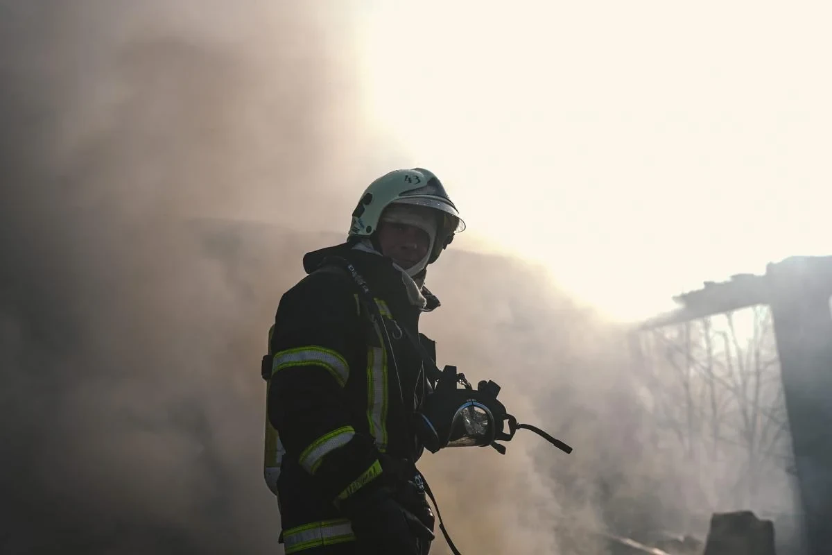 Наслідки удару по промисловому підприємству в Кривому Розі