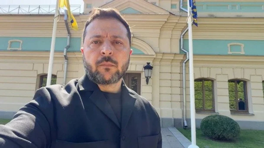 Дим над селом Мила на Житомирській трасі після детонації боєприпасів